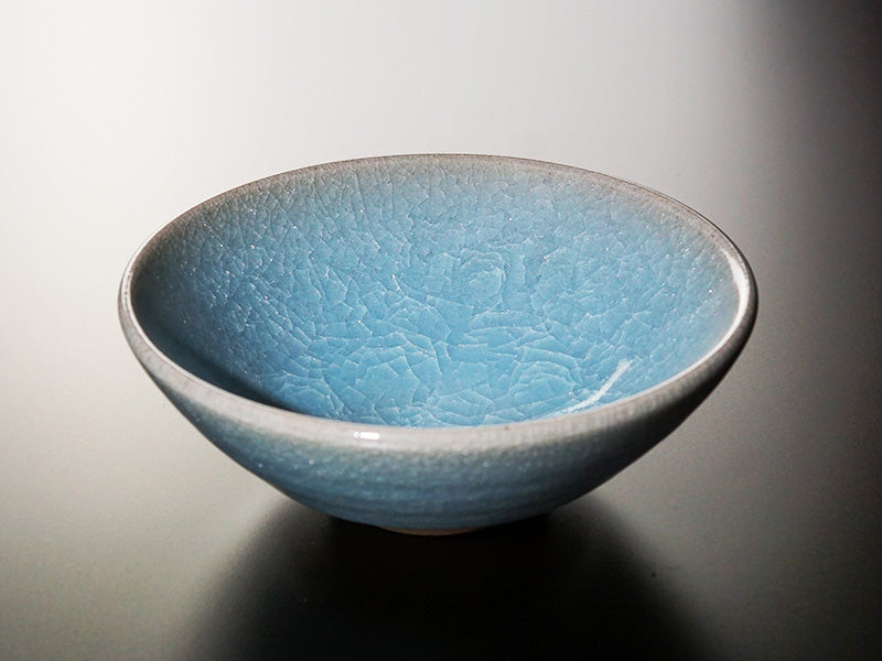 有田焼】抹茶茶碗『亀甲青瓷茶盌』初代真右衛門作 - JTOPIA