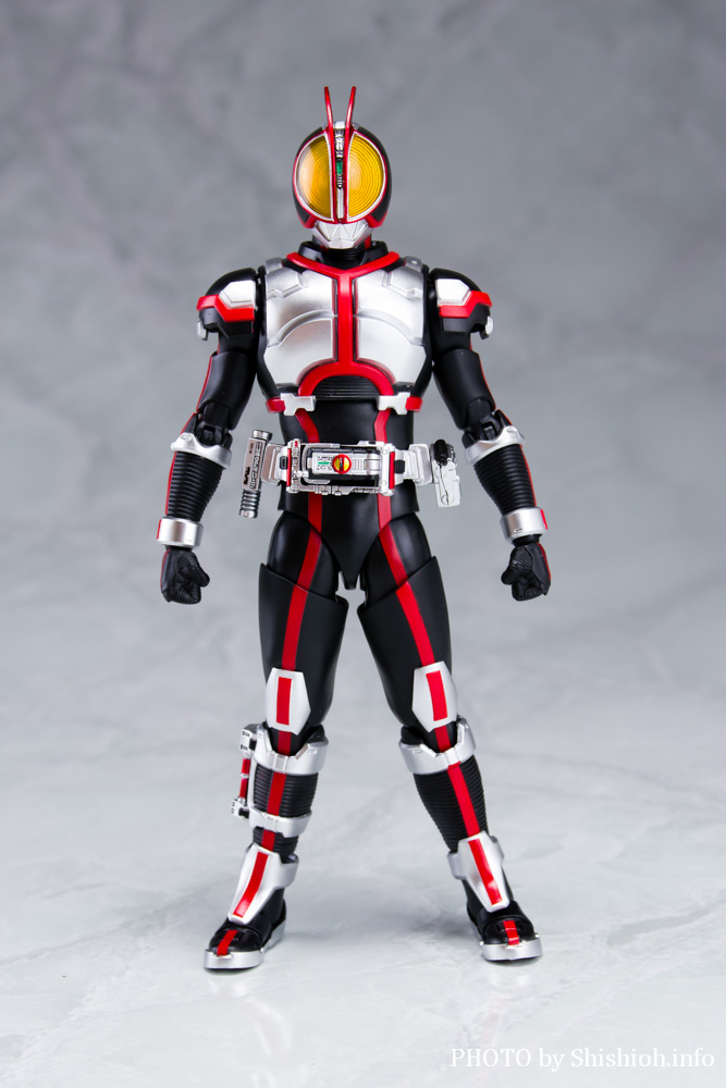 S.H.Figuarts 仮面ライダー555 ファイズ 真骨彫フィギュアーツ