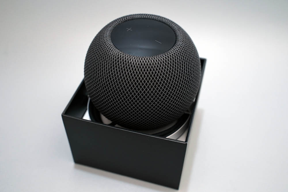Apple HomePod Mini】レビュー：在宅勤務のお供として購入。コンパクト