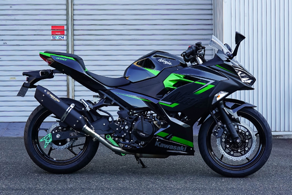 ninja400 純正サイドカウル（左、右）2024年式 ニンジャ400 EX400G 250