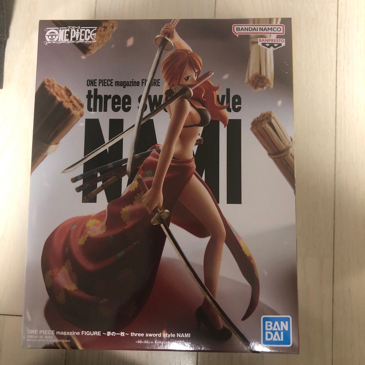 ワンピースマガジン ナミ フィギュア 夢の一枚 三刀流 ONE PIECE RT