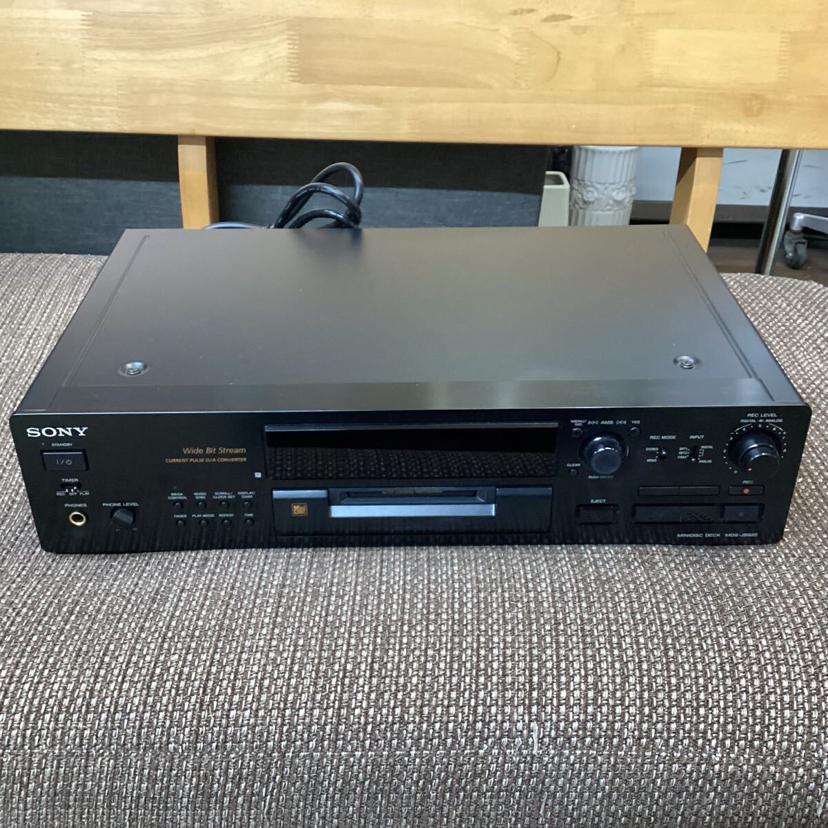 Eonvic製 XLR 4Pin AC/DC電源(16V 10A) Eonvic製 XLR 4Pin AC/DC電源