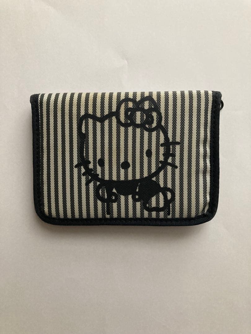 激レア　ハローキティ　財布　パスケース　ケース　昭和レトロ 提案 4600円〜】サンリオ ハローキティ イラスト パスケース 昭和
