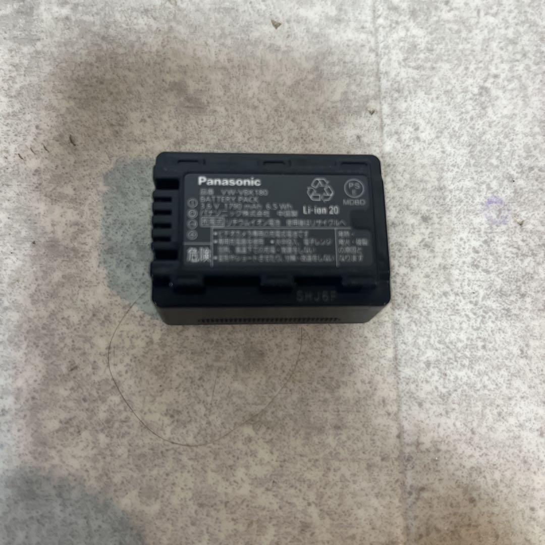 【美品】 Panasonic パナソニック HC-V600M ビデオカメラ