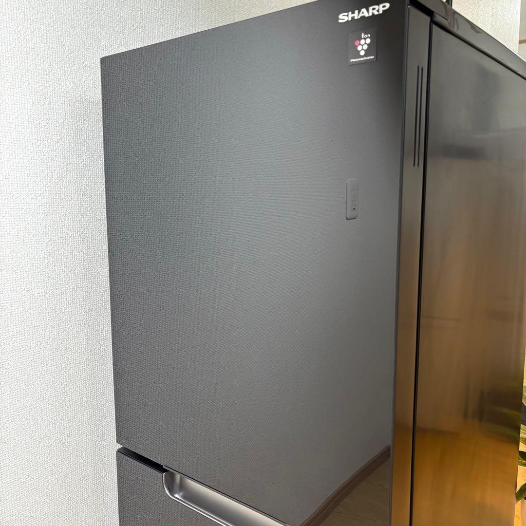 2022年製 冷蔵庫 一人暮らし 単身用 小型 3ヶ月保証付き ガラスドア 高級