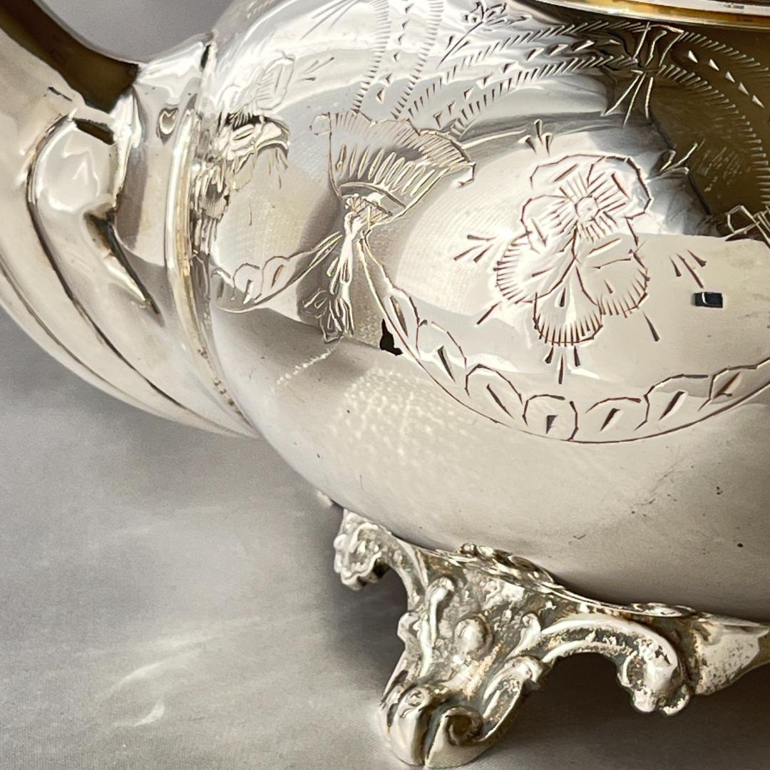 英国】 ビクトリアンのティーポット【シルバープレート】綺麗！！