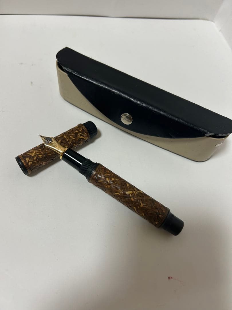 プラチナ万年筆 出雲竹編　 横網代　虎斑（とらふ） 18Kペン先 プラチナ万年筆 出雲竹編 横網代 虎斑（とらふ） 18Kペン先 【公式通販】