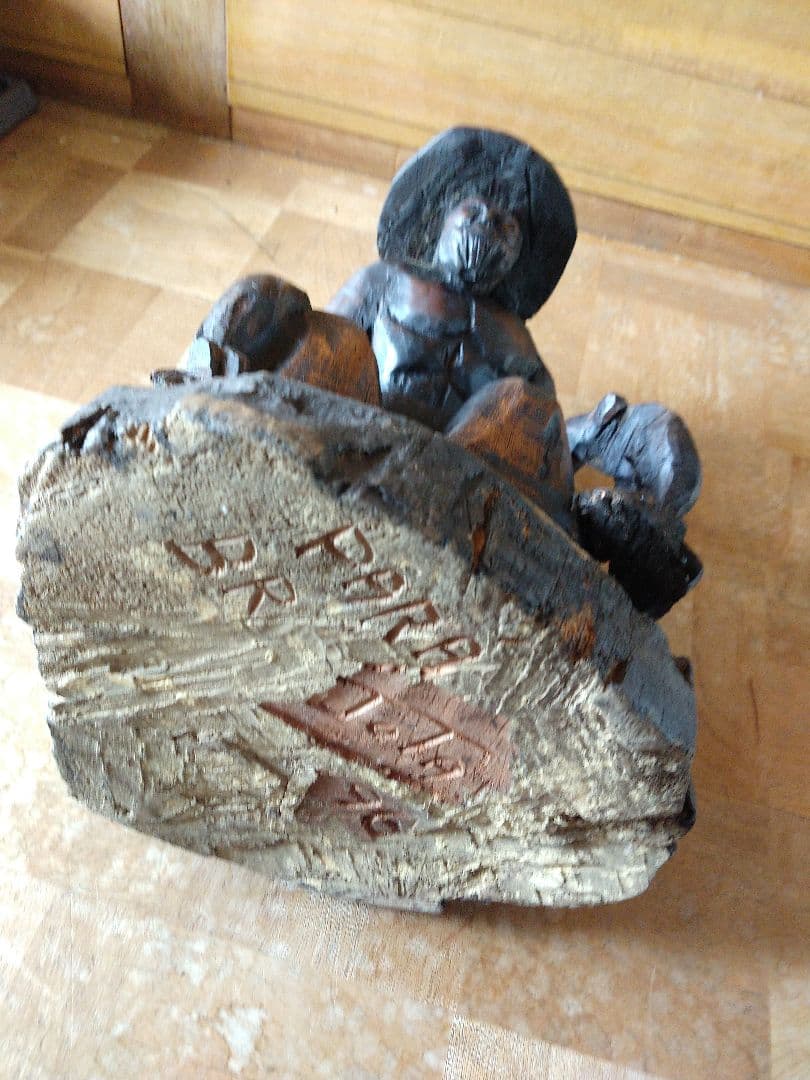 アメリカ アンティーク 木彫り PARA BR TOTA 96 - メルカリ